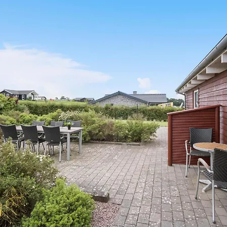 Hébergement de vacances 3 Bedroom Awesome In