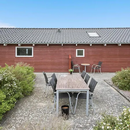 3 Bedroom Awesome In * Fåborg