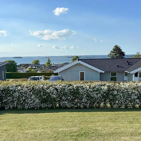 3 Bedroom Awesome In Feriehus Faaborg