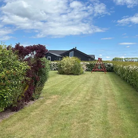 3 Bedroom Awesome In * Fåborg