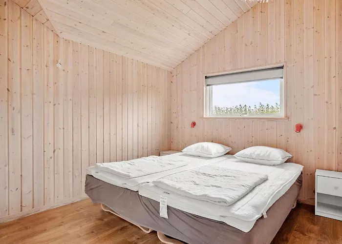 3 Bedroom Awesome In 別荘 フ ァボルグ