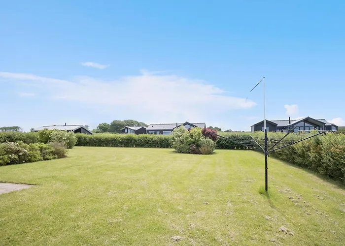 3 Bedroom Awesome In 別荘 フ ァボルグ