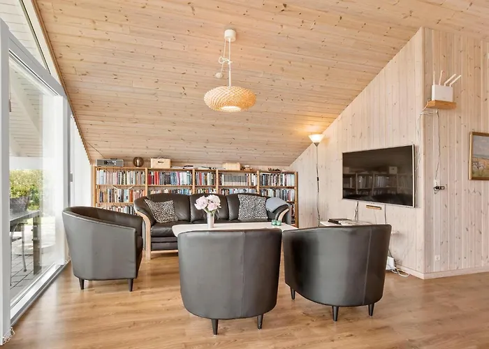 3 Bedroom Awesome In フ ァボルグ